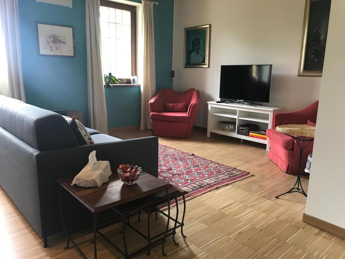 Una Casa Di Campagna Dossobuono Ngoại thất bức ảnh