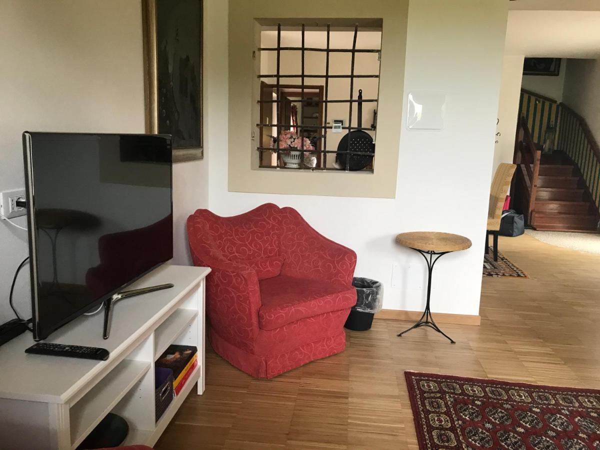 Una Casa Di Campagna Dossobuono Ngoại thất bức ảnh